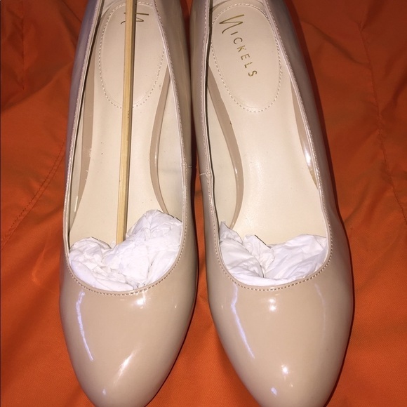 NWOT Nickles size 10M - Picture 3 of 11